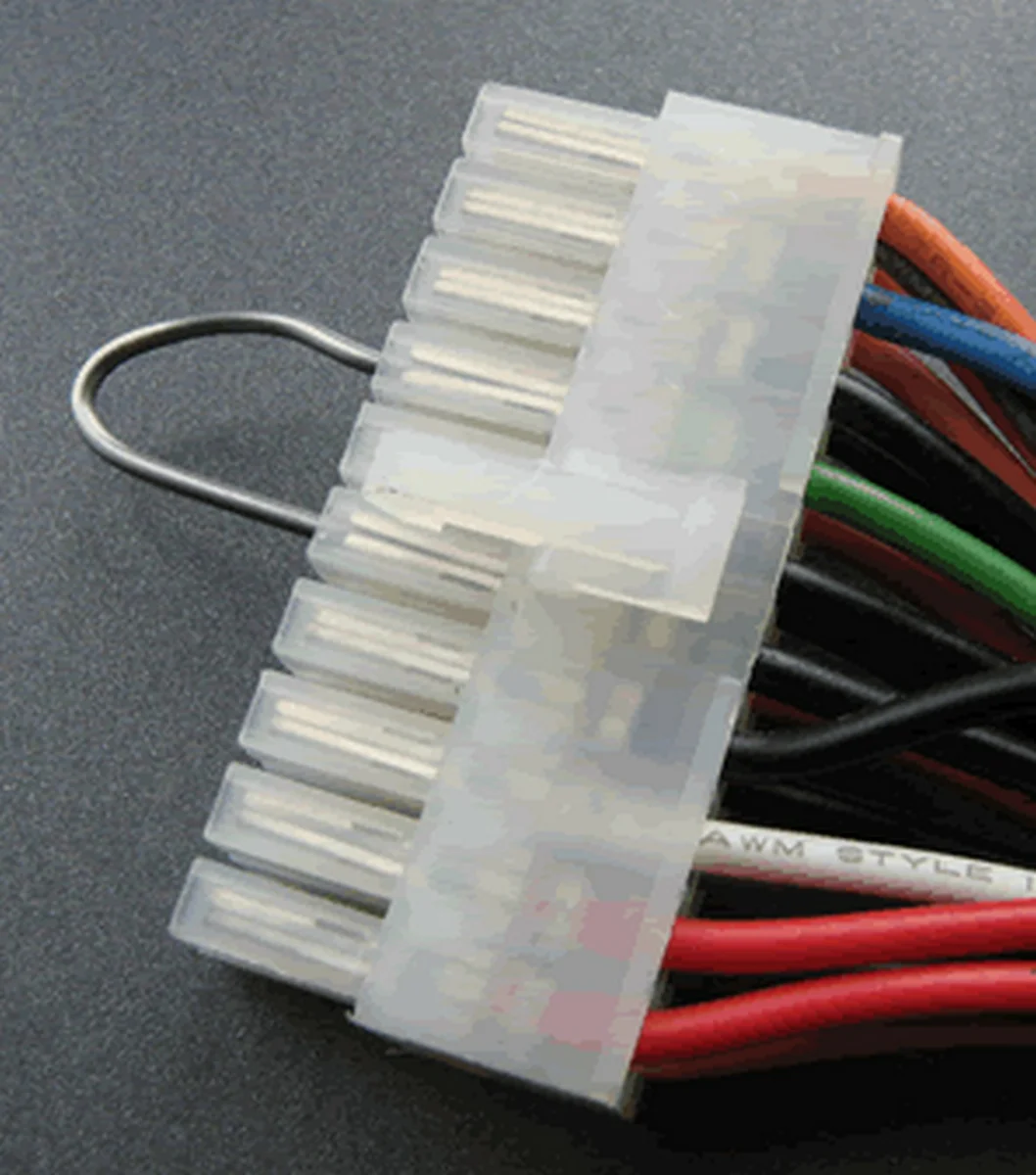 Замыкаем провода на 24-pin разъеме